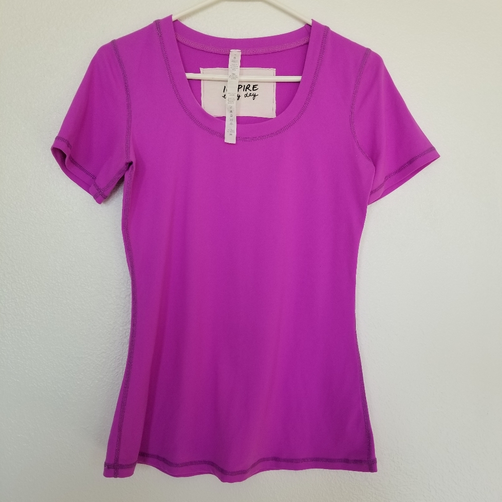 Lululemon Every Yogi Tee Like New Size 6